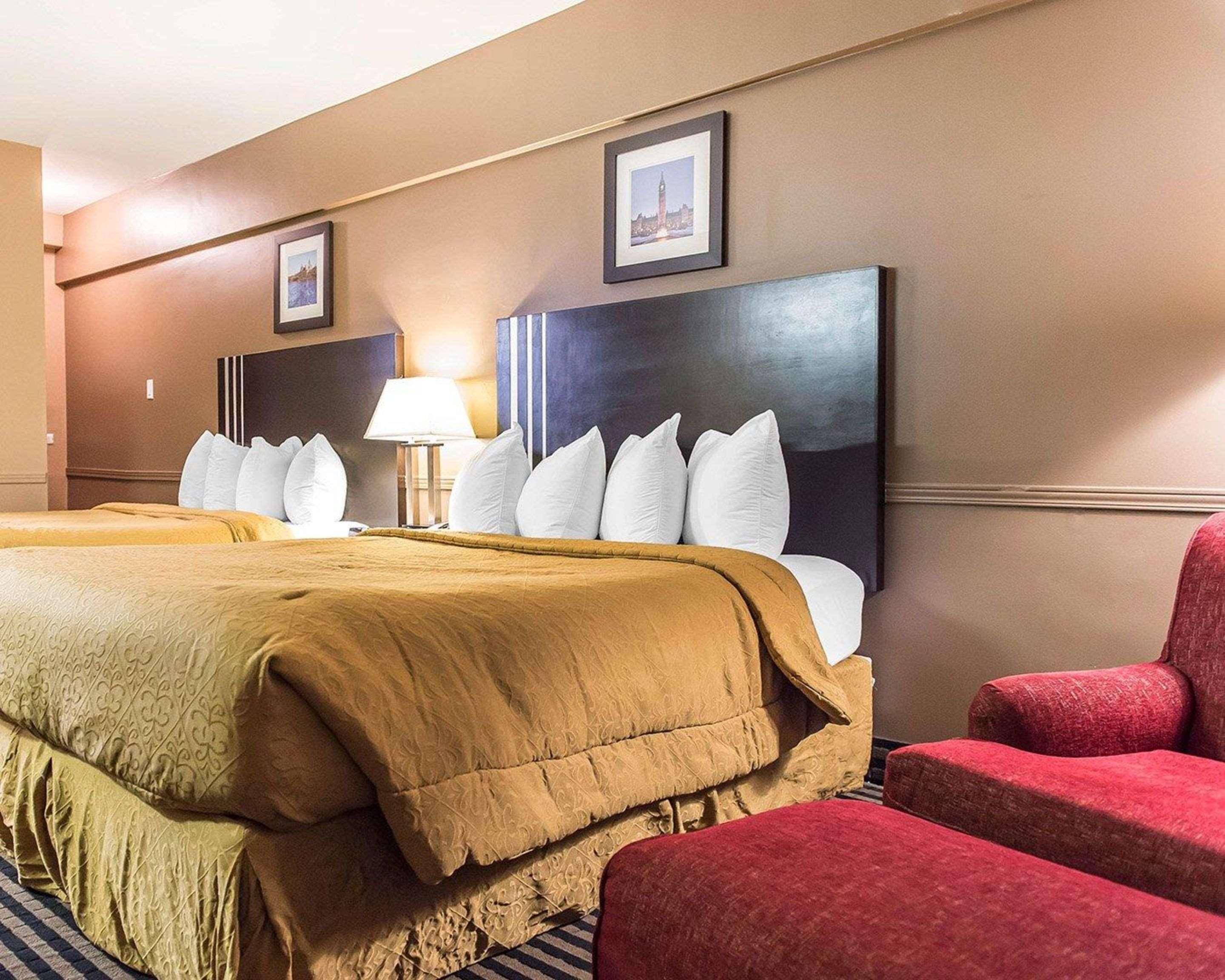 Econo Lodge Downtown Оттава Экстерьер фото